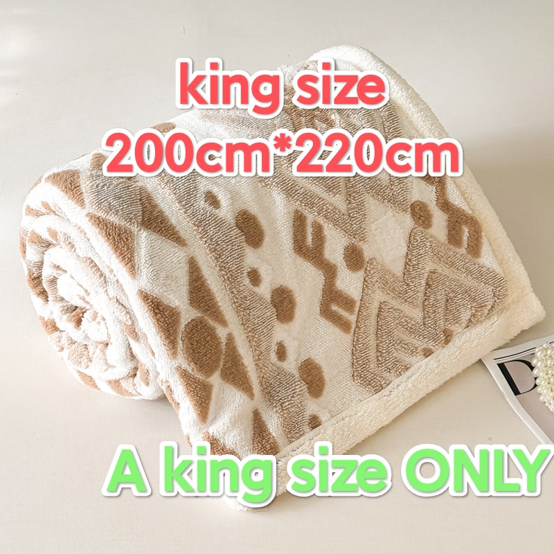 Double-layer thickened warm blanket, multi-functional, warm and quick-drying, a must-have for the family.