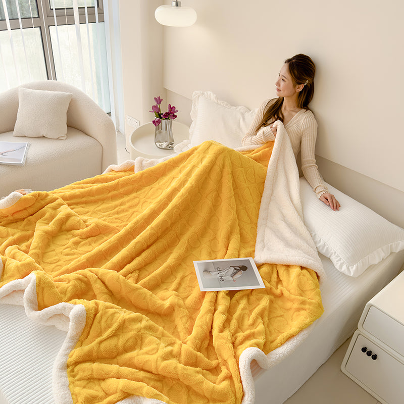 Double-layered thick wool blanket, heart-shaped design, king size, available in 4 colors: yellow, sky blue, cream, and pink.